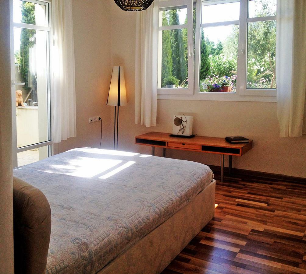 Apartment Lovely Apartm.near Airport *