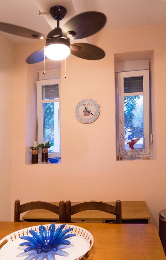 Apartment Lovely Apartm.near Airport *